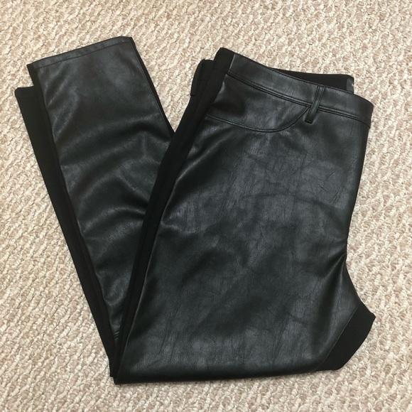 Banana Republic Pants - Banana Republic women’s faux leather front pants